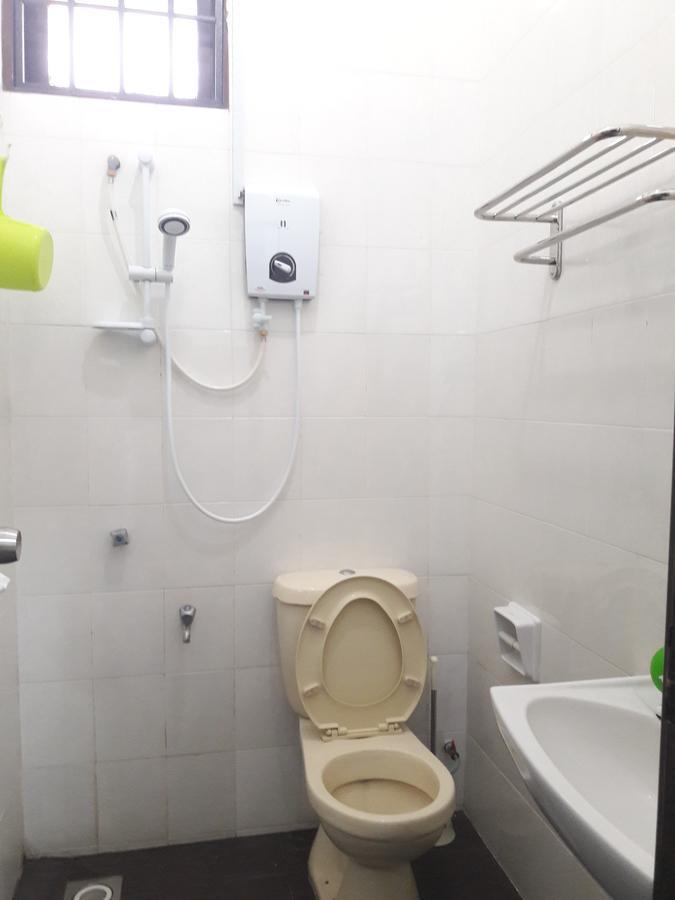 Jb Homestay Bukit Indah Wifi Ciq Mall Legoland Free Parking Johor Bahru Esterno foto