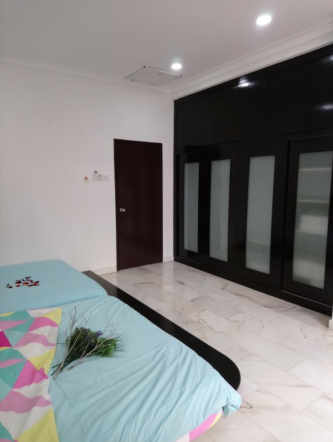 Jb Homestay Bukit Indah Wifi Ciq Mall Legoland Free Parking Johor Bahru Esterno foto