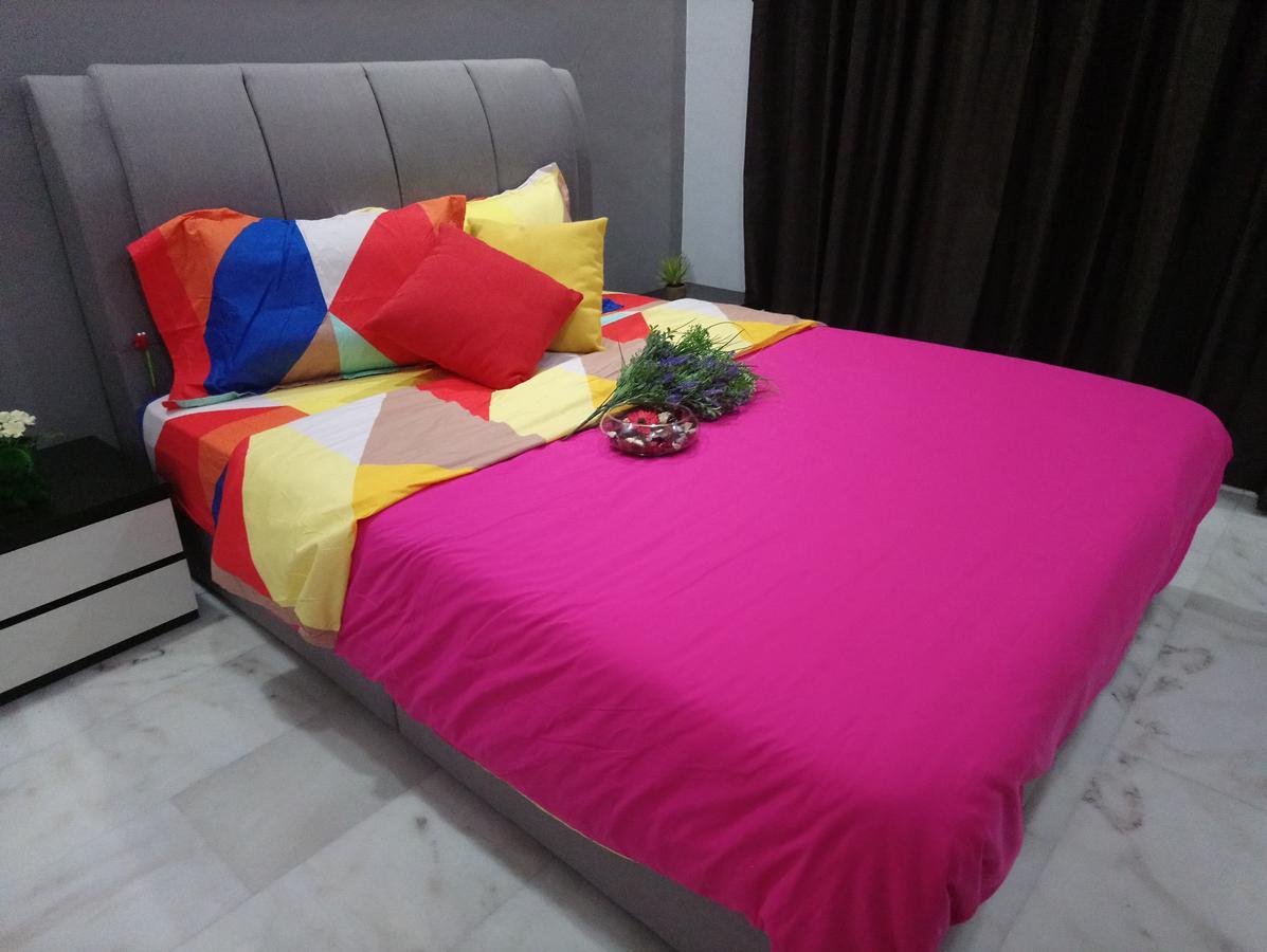 Jb Homestay Bukit Indah Wifi Ciq Mall Legoland Free Parking Johor Bahru Esterno foto