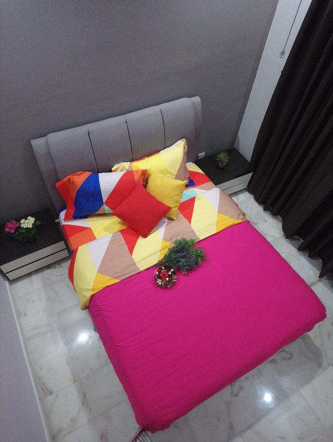 Jb Homestay Bukit Indah Wifi Ciq Mall Legoland Free Parking Johor Bahru Esterno foto