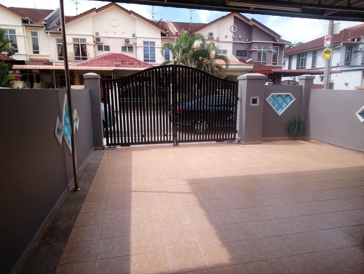 Jb Homestay Bukit Indah Wifi Ciq Mall Legoland Free Parking Johor Bahru Esterno foto